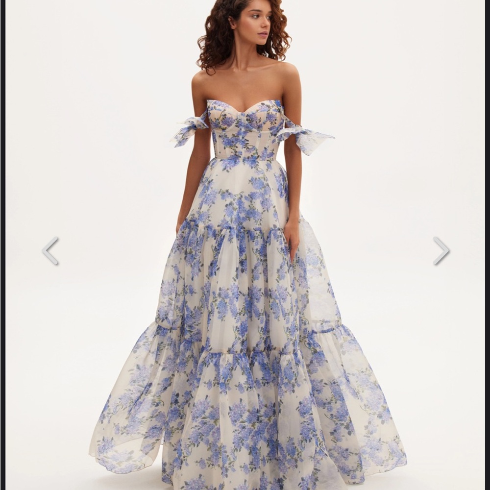 Blue and White Strapless Sweetheart Gown